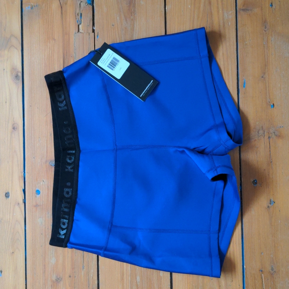 196-**NWT**KARMA Ali shorts